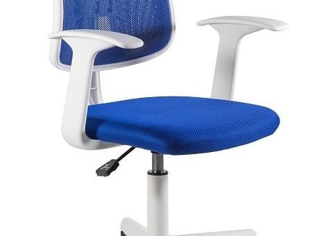 Dlaczego wybór krzesła do biurka dla dziecka ma większe znaczenie, niż się wydaje